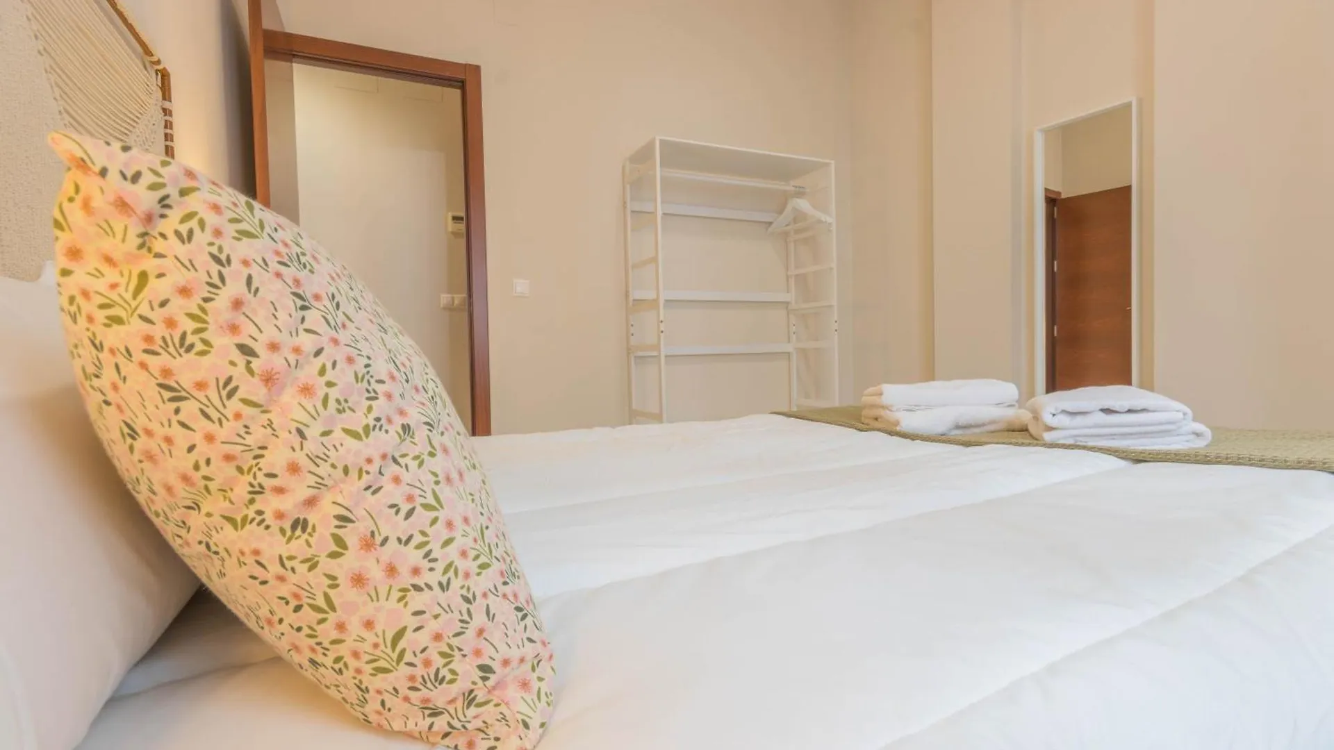 Apartamentos Los Abuelos - Cordoba Spain
