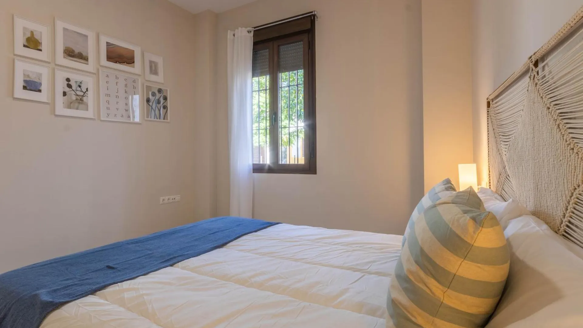 Apartamentos Los Abuelos - Cordoba Apartment