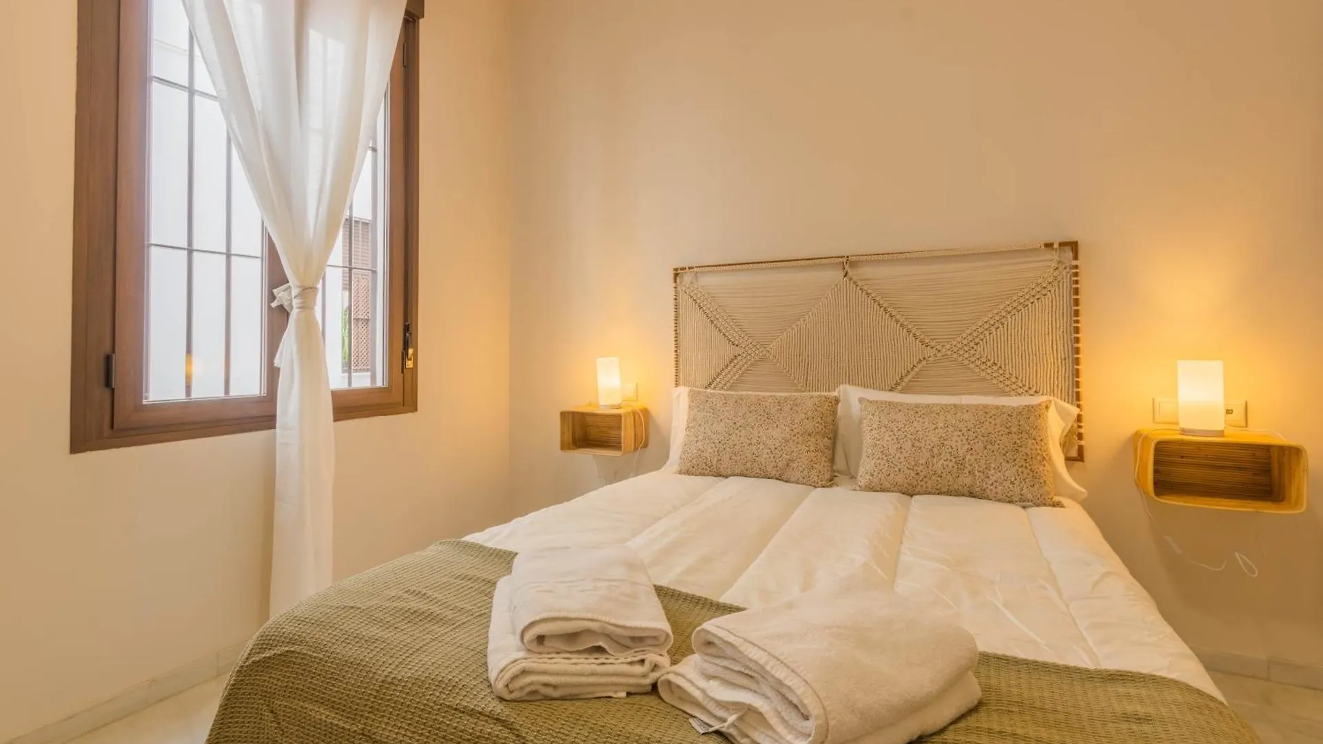 Apartamentos Los Abuelos - Cordoba Apartment